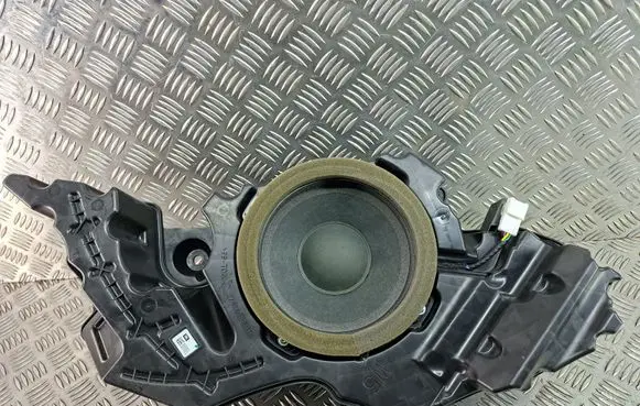 Toyota C-HR I Subwoofer speaker 86150F4030