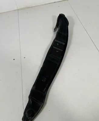 Audi A6 C7 Fender end trim 4G0821112
