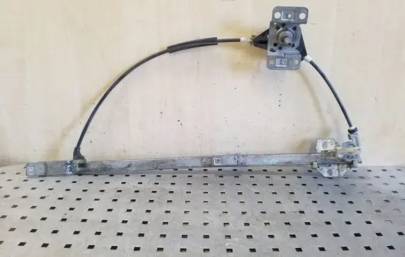 Volkswagen Transporter - Caravelle T4 Front door manual window regulator 701837502B