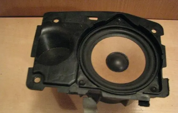 BMW 7 E65 E66 Parcel shelf speaker 9354083