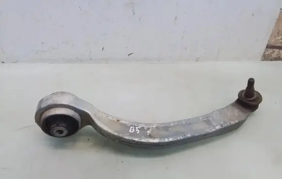 Volkswagen PASSAT B5 Front lower control arm/wishbone