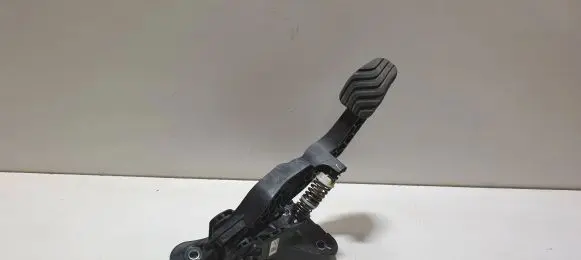 Renault Clio V Clutch pedal 0R465038715R OC14469178 0187005