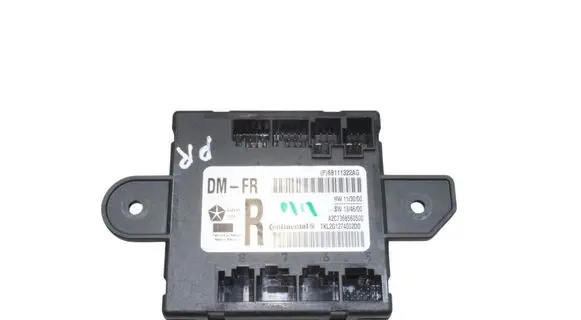 Jeep Cherokee Door control unit/module 68111322AG