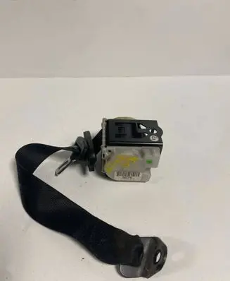 Mercedes-Benz C W203 Rear seatbelt 6057201 13AUG010642