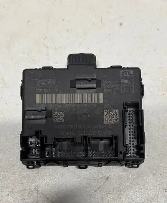 Volkswagen Passat Alltrack Door control unit/module 5Q0959592F