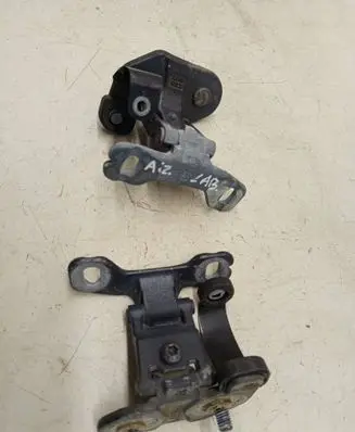 BMW 1 E81 E87 Tailgate/trunk/boot hinge
