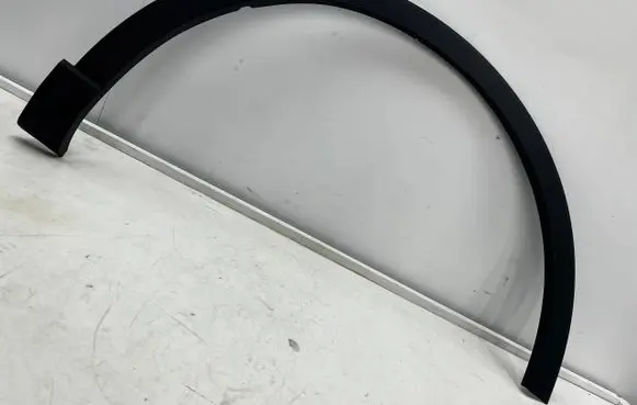 Audi Q3 F3 Front arch trim 83A853718
