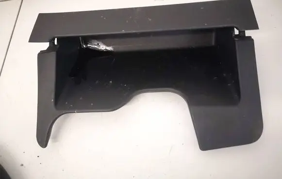 Toyota Yaris Glove box 556110D090
