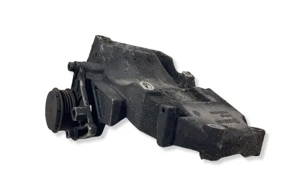Volkswagen PASSAT B5.5 A/C compressor mount bracket 038260885C