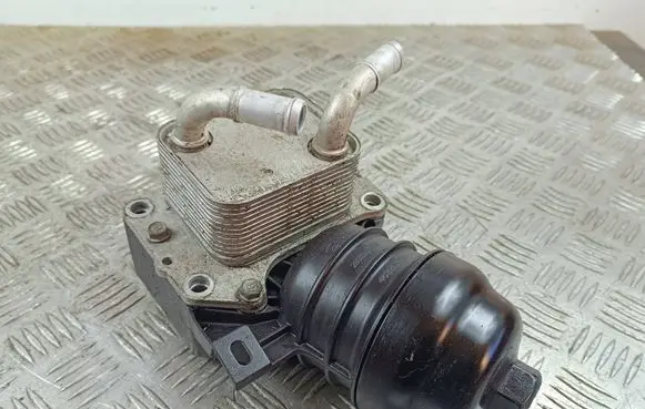 KIA Sorento IV Oil filter mounting bracket 