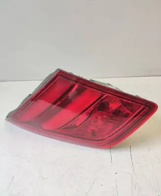 Tailgate rear/tail lights