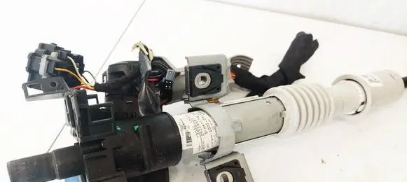 Opel Zafira A Steering wheel axle 09228681