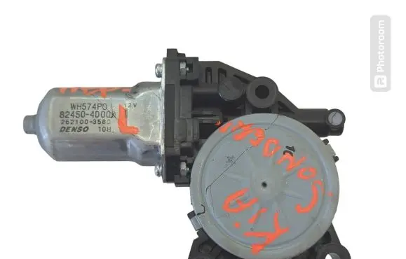 KIA Sedona Front door window regulator motor WH574P0 824504D000 2621003580