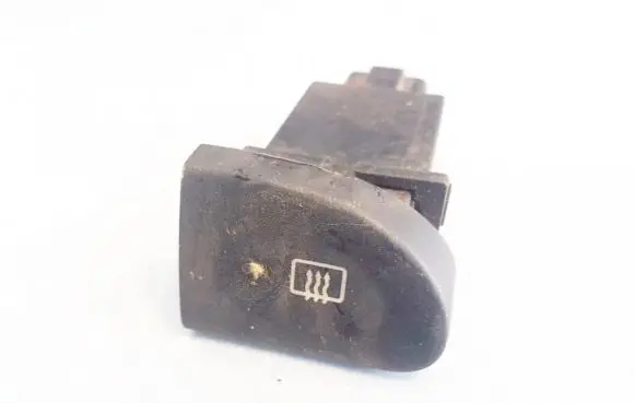 Hyundai Lantra II Windscreen/window heater switch 864w01430