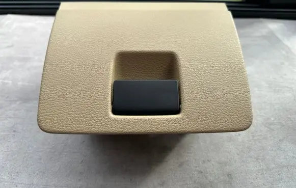 BMW X3 F25 Glove box 51459184154 18160210