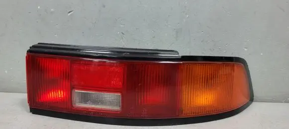 Mazda 323 F Rear/tail lights 0431321R