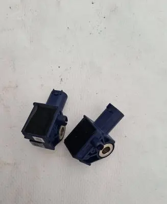 Mercedes-Benz E W212 Airbag deployment crash/impact sensor A2128204926 5WK43872