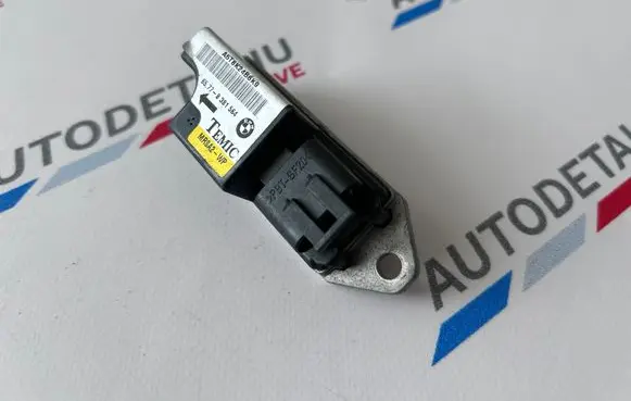 BMW 5 E39 Airbag deployment crash/impact sensor 8381564 6902054