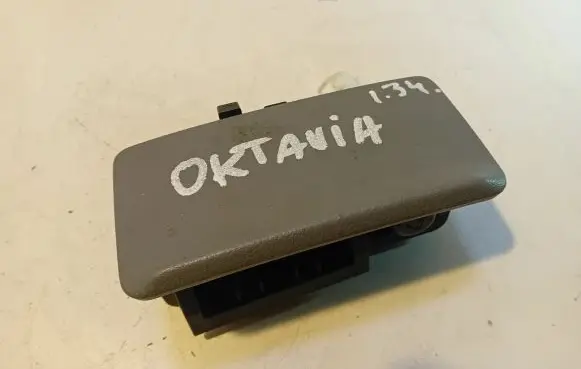 Skoda Octavia Mk1 (1U) Car ashtray 1U0857962