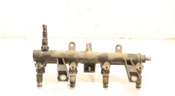 Peugeot 206 Fuel main line pipe