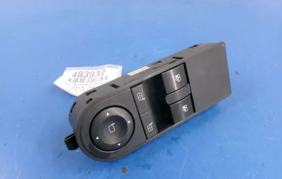 Opel Astra H Other devices 13228706