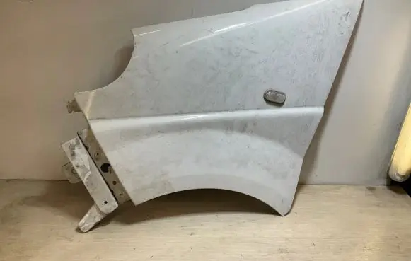 Renault Trafic II (X83) Fender