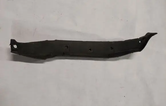 Audi A8 S8 D4 4H Fender end trim 4H0821112C