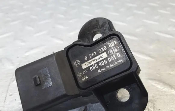 Audi A6 C7 Air pressure sensor 0261230081 036906051G