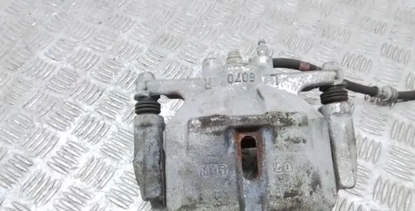 Mazda CX-5 II Front brake caliper 6070