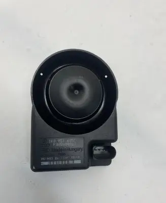 Seat Altea XL Alarm system siren 1K0951605C 130179115