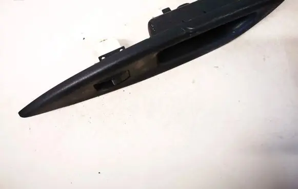 Mazda 6 Electric window control switch gj6a685l6 gj6a-685l6