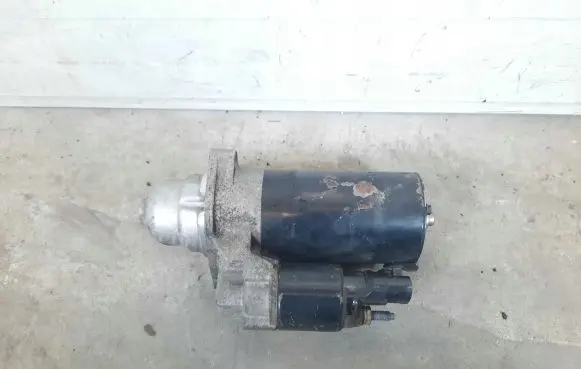 Audi A6 S6 C6 4F Starter motor 0001109258