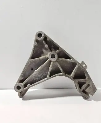 Opel Zafira A Gearbox mounting bracket 24436121 2581