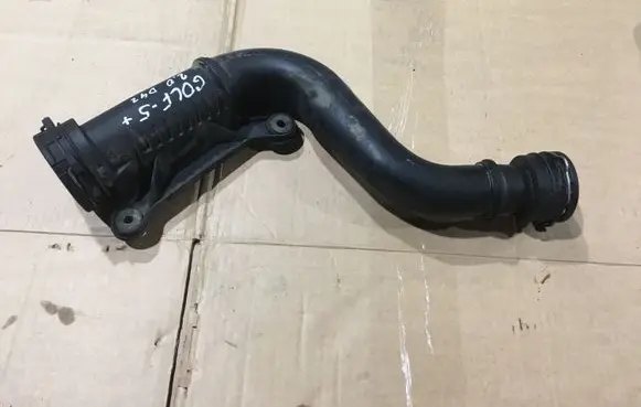 Volkswagen Golf Plus Intercooler hose/pipe 1K0145762S