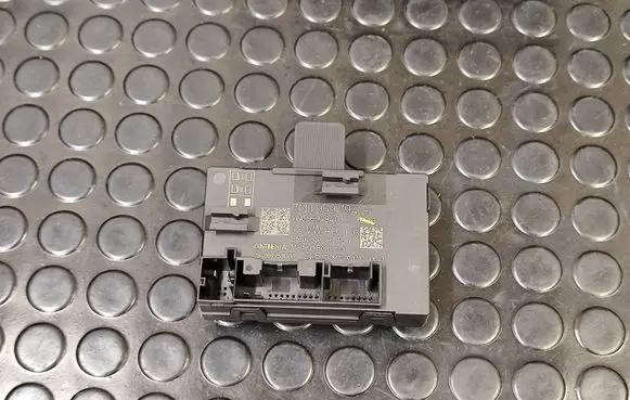 Seat Alhambra (Mk2) Door control unit/module 7N0959794G
