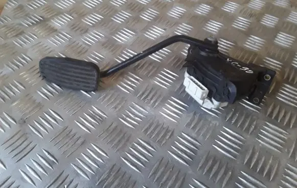 Volvo XC90 Accelerator throttle pedal 6PV00853706 8634699