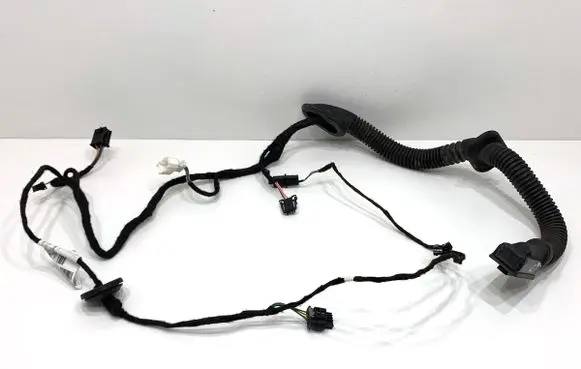 Mercedes-Benz GLA W156 X156 Rear door wiring loom A2465402400