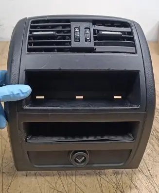 Dash center air vent grill