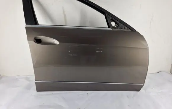 Mercedes-Benz E W212 Front door