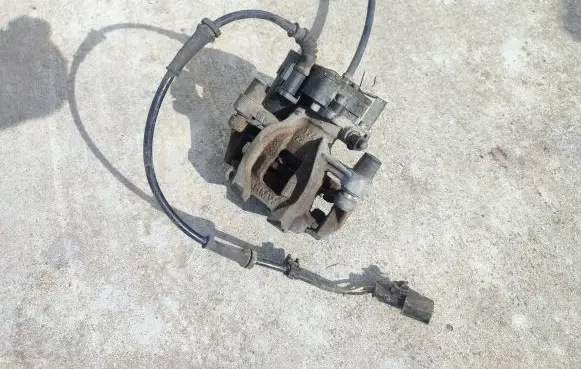 BMW i3 Rear brake caliper 6853857 34216860006 34206883026