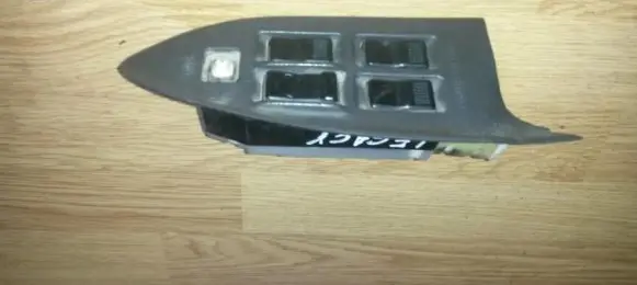 Subaru Legacy Electric window control switch