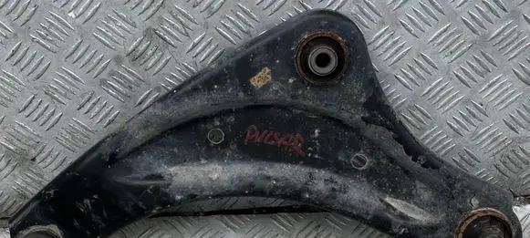 Nissan Pulsar Rear wheel hub 