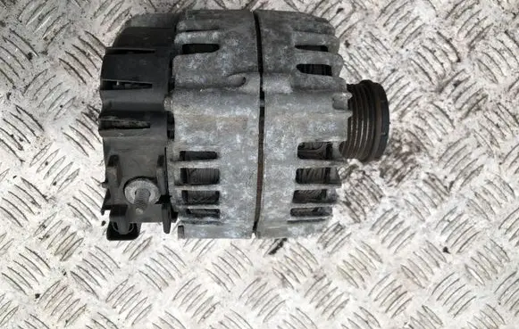 BMW 3 E90 E91 Generator/alternator FG18D057 2609201C 8507623