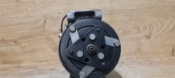 Volvo XC60 Air conditioning (A/C) compressor (pump) P30630921