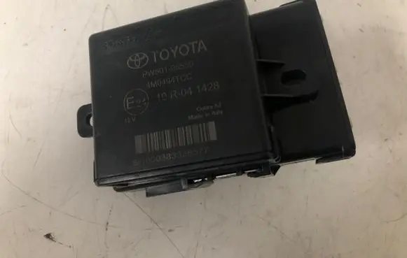 Toyota Avensis T270 Other control units/modules 4M0494TCC PW50105550