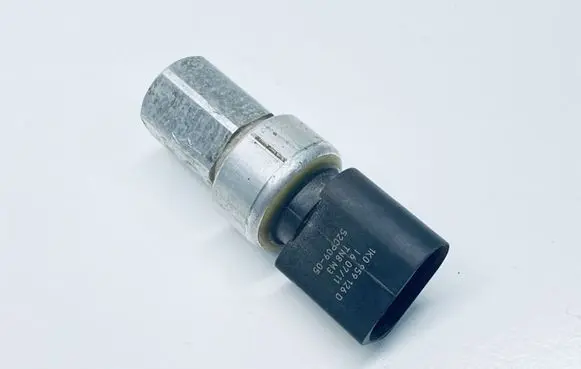 Seat Leon (1P) Air conditioning (A/C) pressure sensor 1K0959126D
