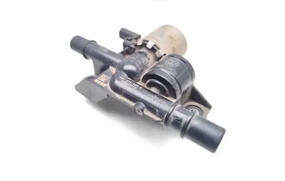 Skoda Superb B8 (3V) Fuel pressure regulator 5Q0201559E 203240715