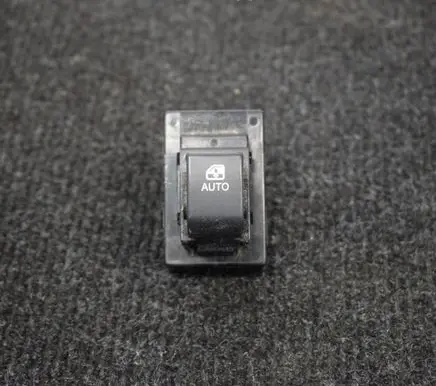 KIA Ceed Electric window control switch 935751H100