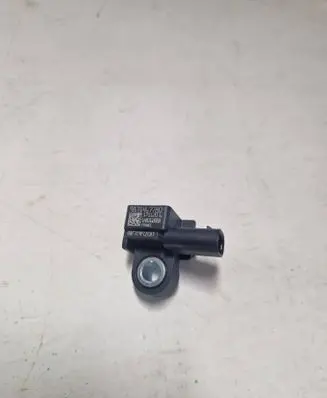 Citroen C4 III e-C4 Airbag deployment crash/impact sensor 9831467780