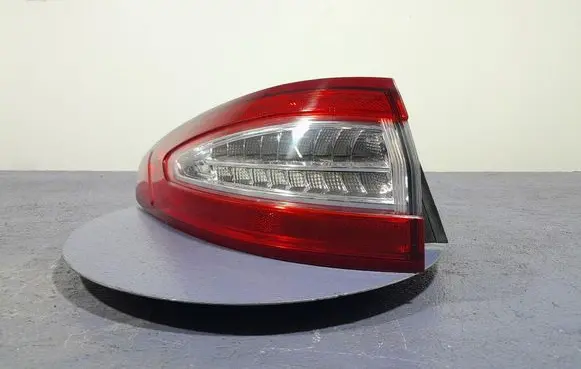 Ford Fusion Rear/tail lights DS7Z-13405-H